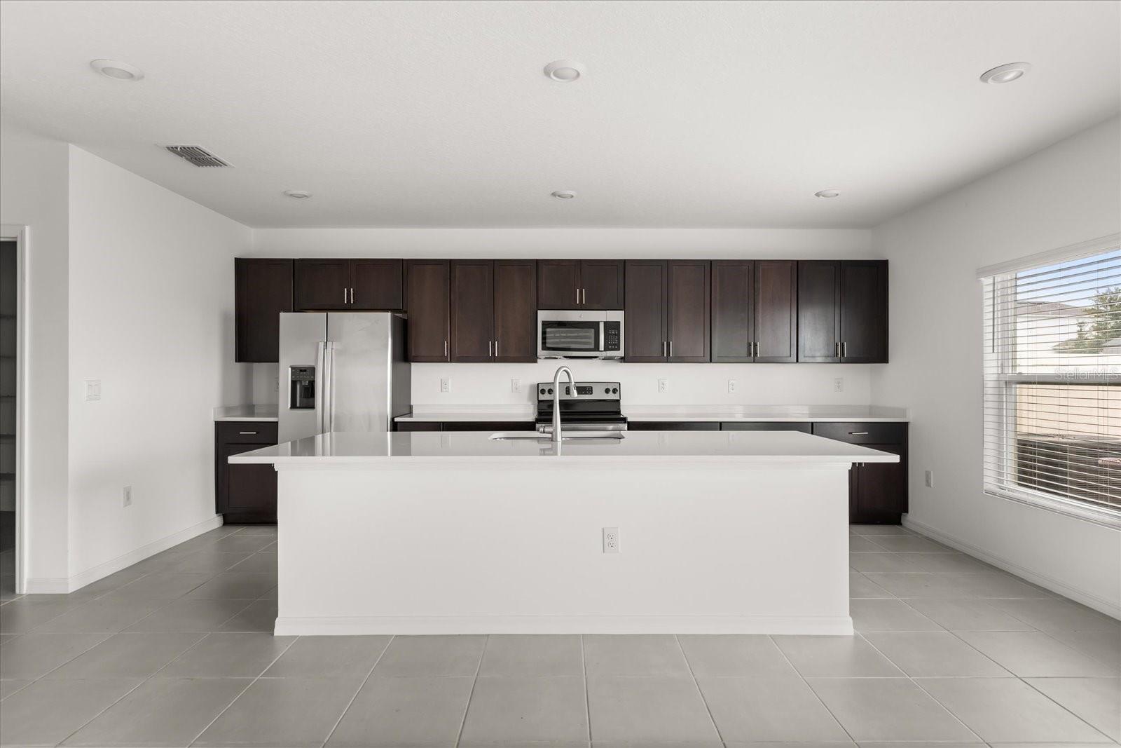 Image 12 of 43 For 1138 Calico Pointe Circle