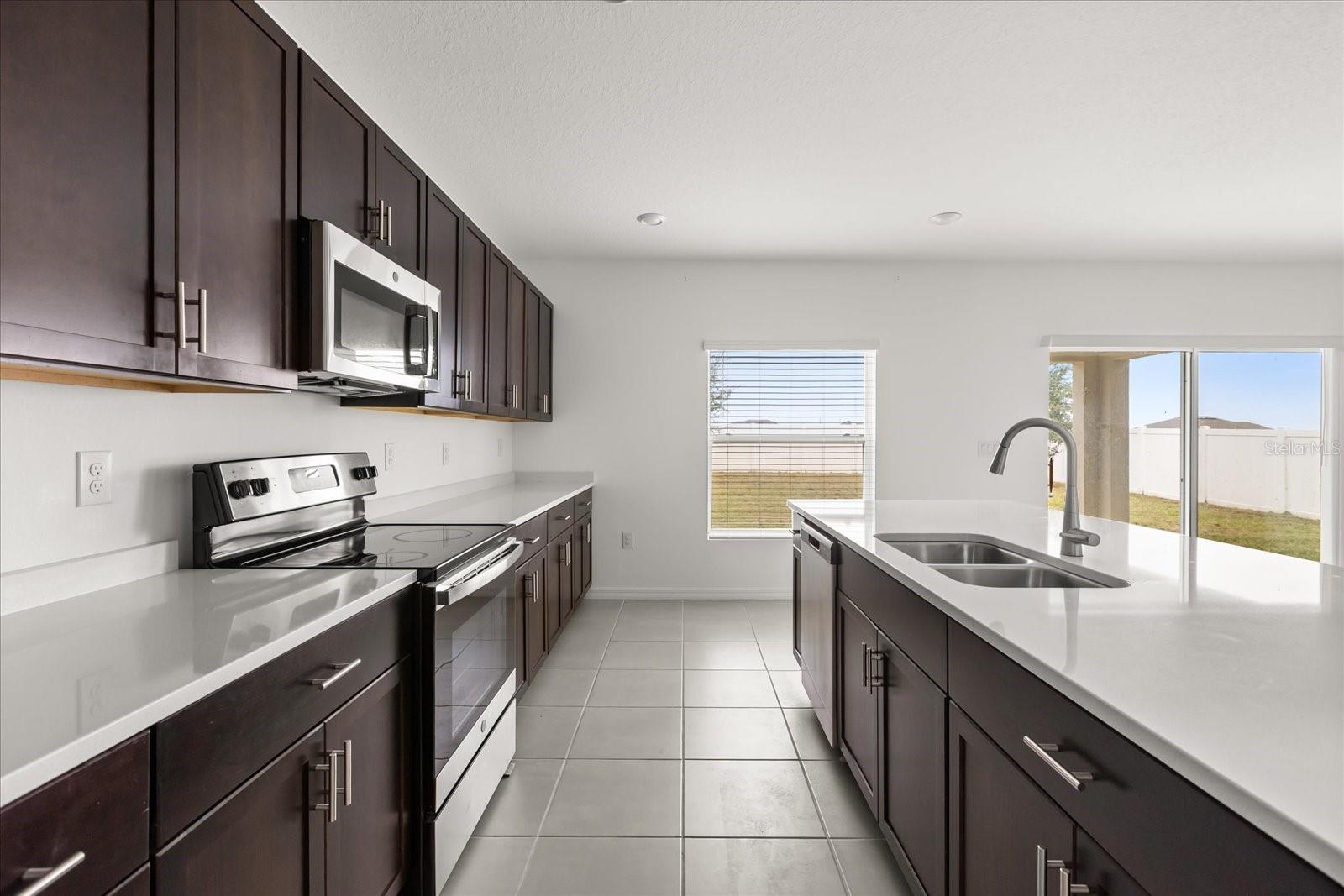 Image 14 of 43 For 1138 Calico Pointe Circle