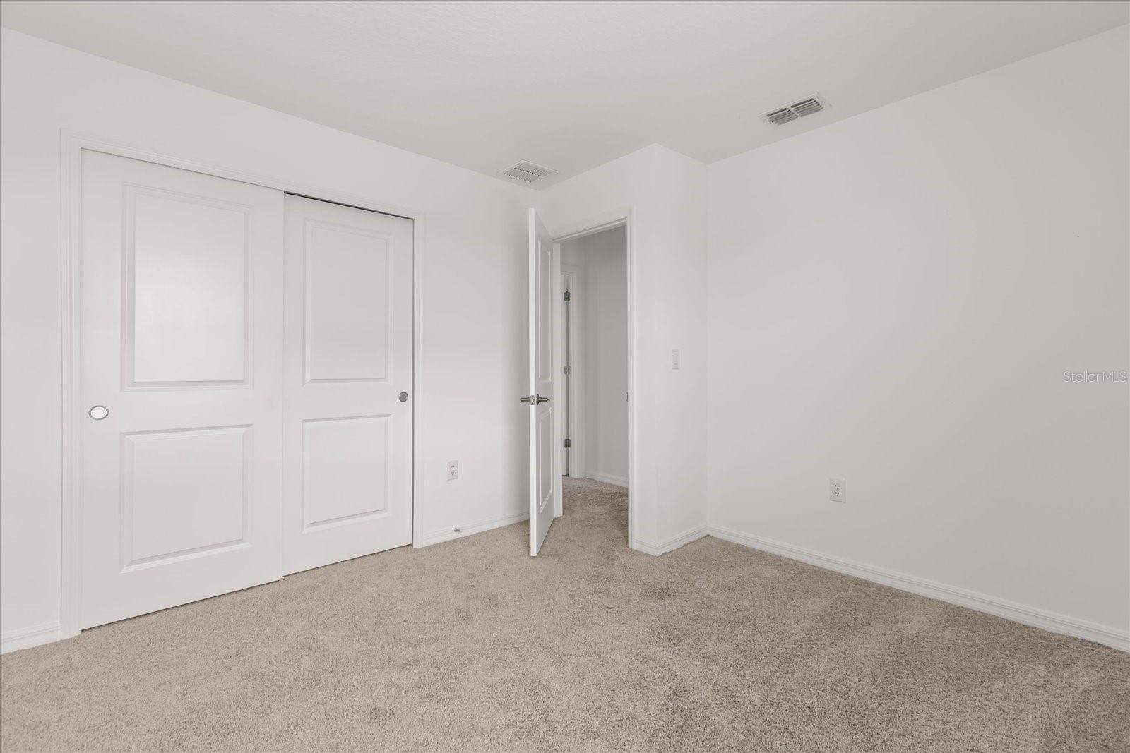 Image 26 of 43 For 1138 Calico Pointe Circle