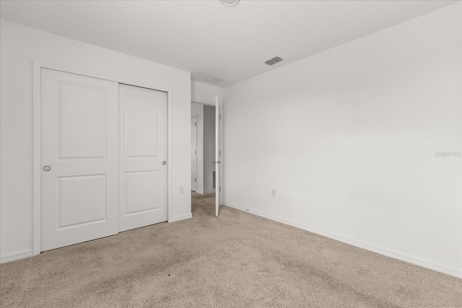 Image 28 of 43 For 1138 Calico Pointe Circle