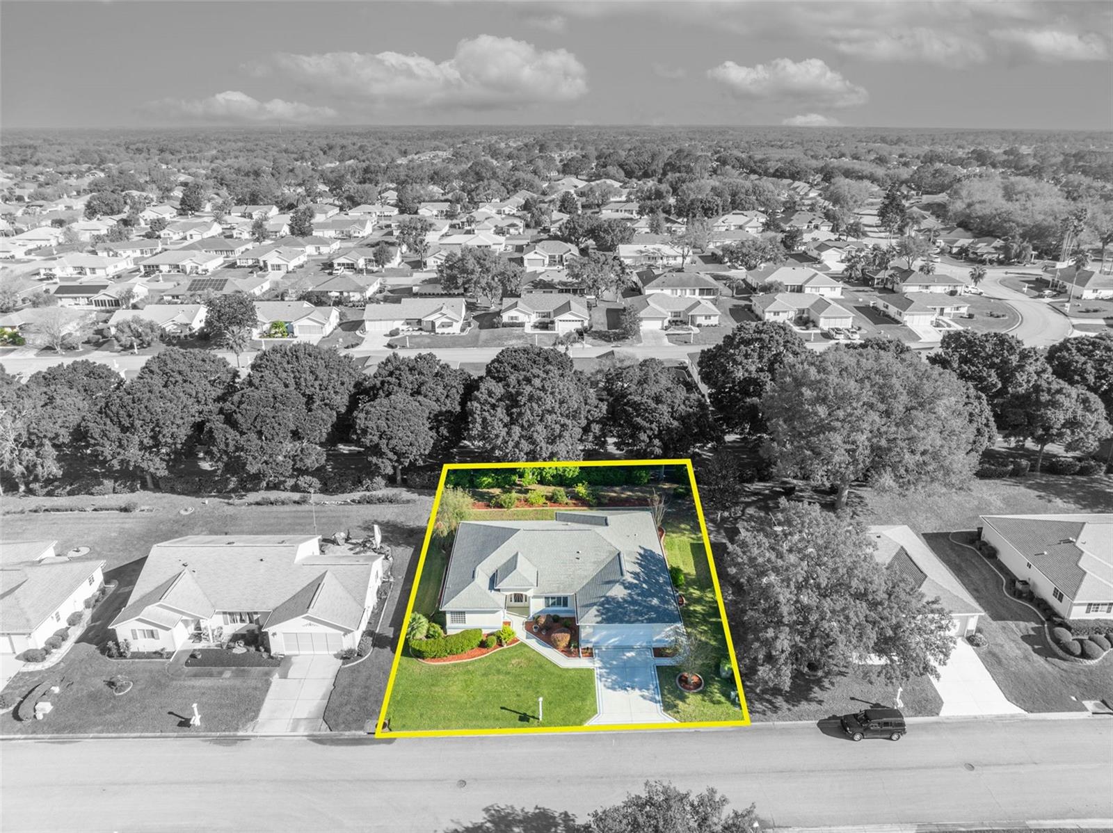 Image 43 of 57 For 9025 136th Loop