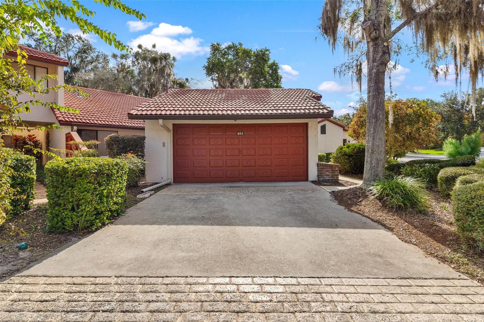 Image 4 of 63 For 401 Clusterwood Drive