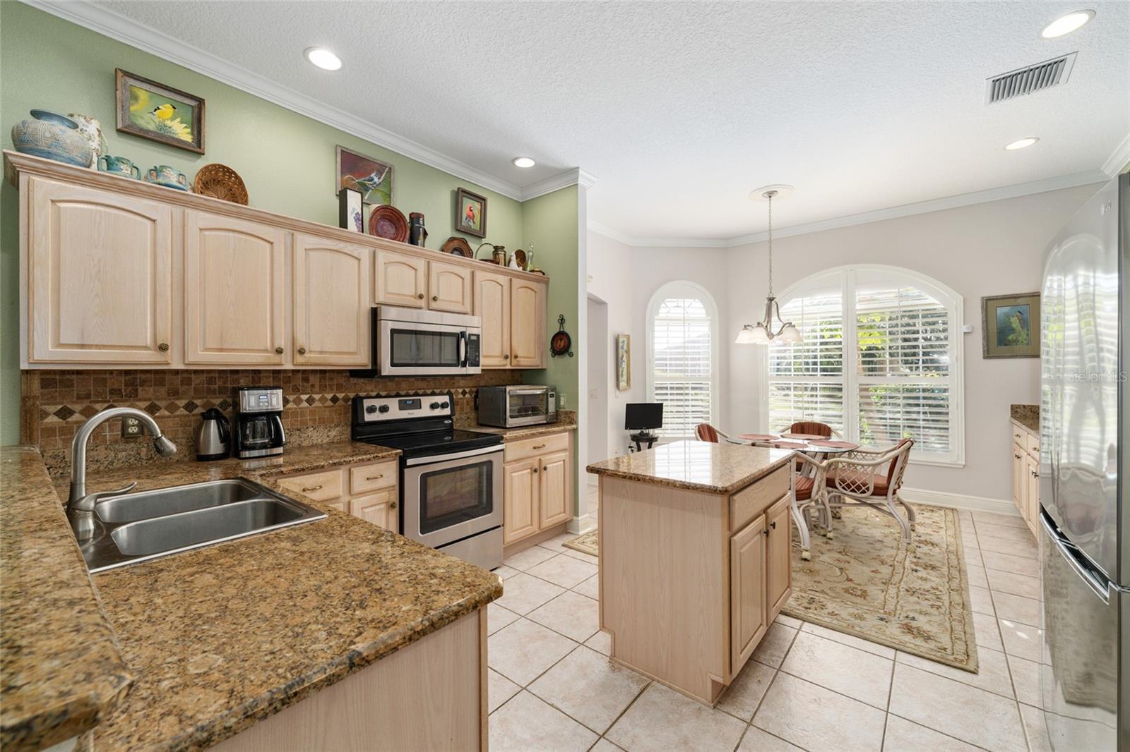 Image 21 of 52 For 1091 Noble Way