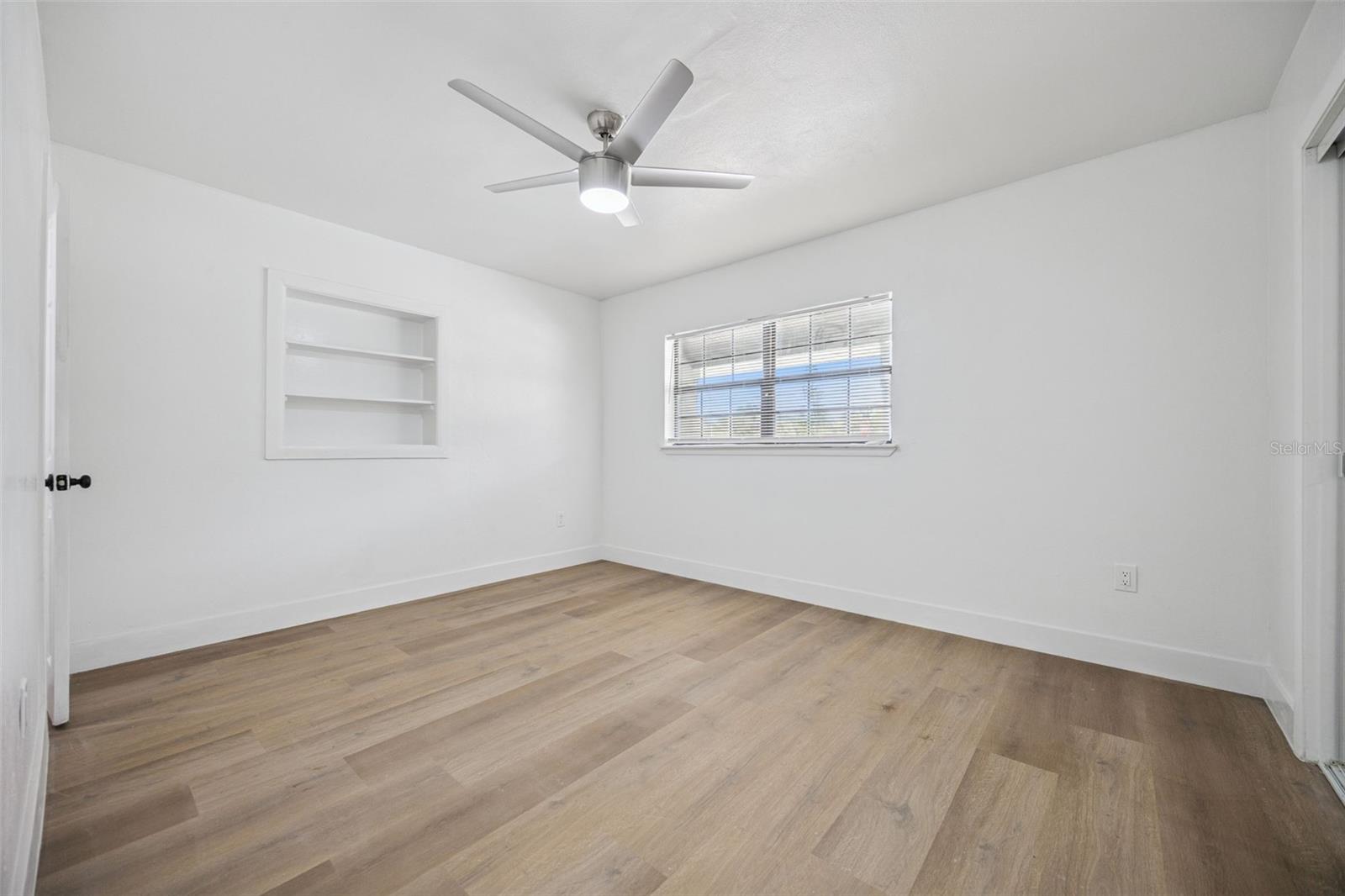 Image 11 of 54 For 1200 Romano Avenue