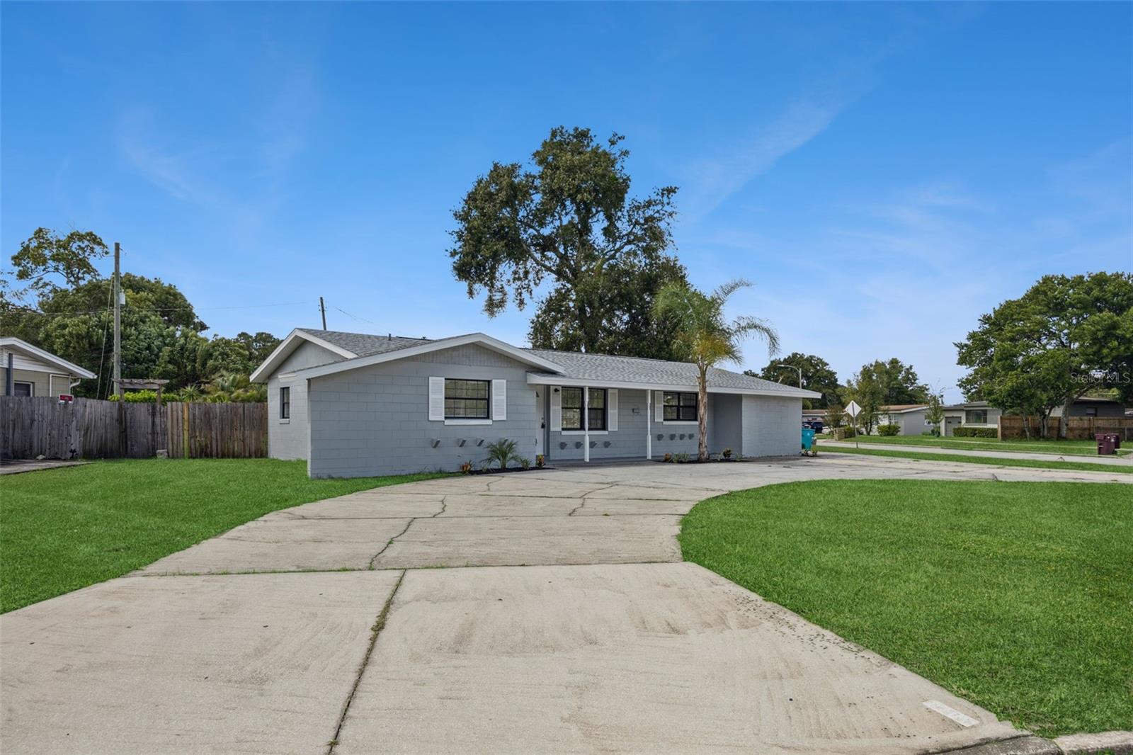 Image 41 of 54 For 1200 Romano Avenue