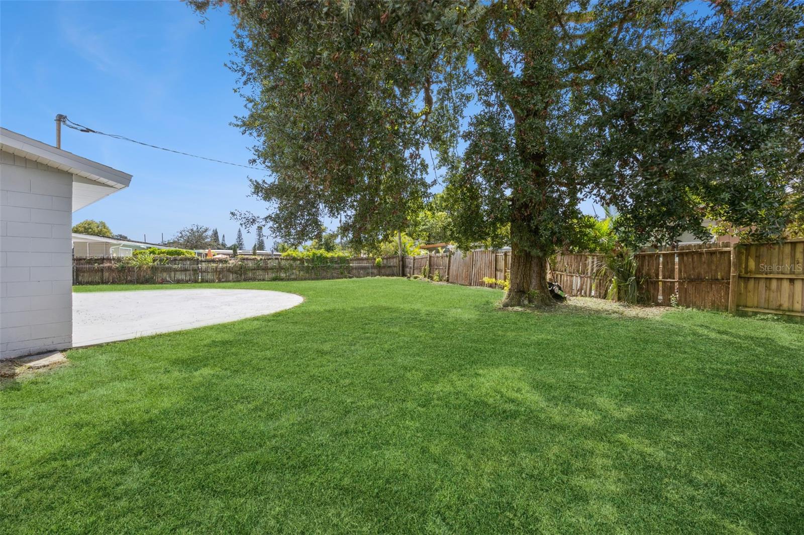 Image 45 of 54 For 1200 Romano Avenue