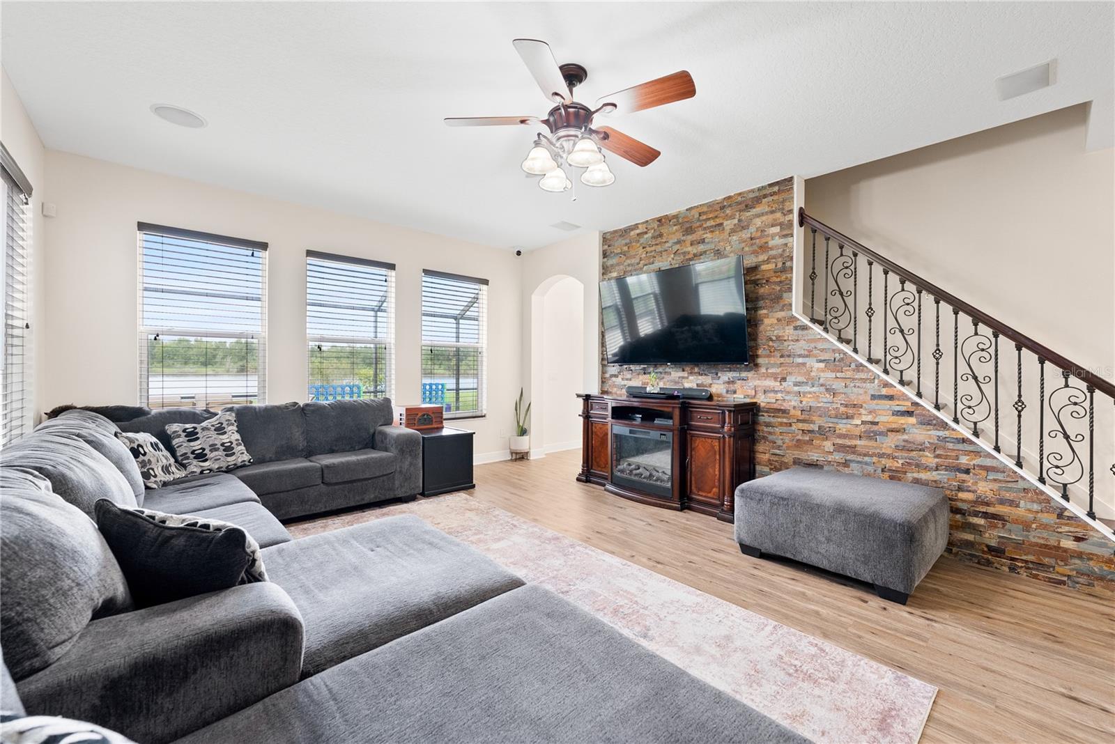 Image 11 of 40 For 14339 Southern Red Maple Drive