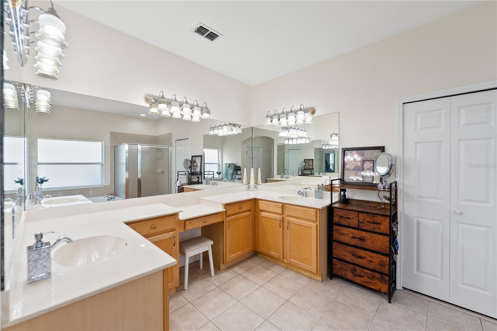 Image 20 of 40 For 14339 Southern Red Maple Drive