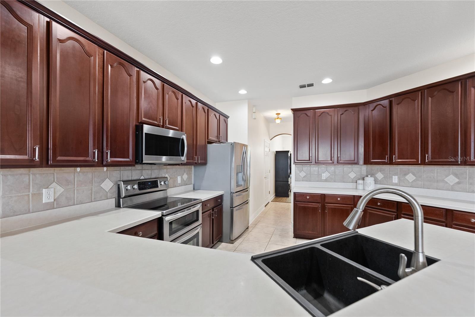 Image 8 of 40 For 14339 Southern Red Maple Drive