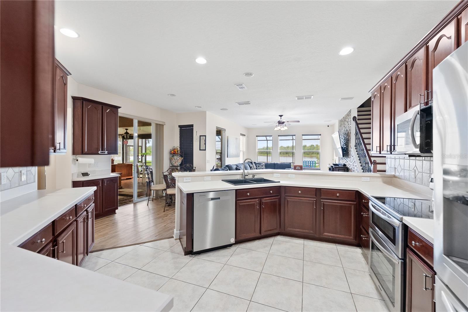 Image 9 of 40 For 14339 Southern Red Maple Drive