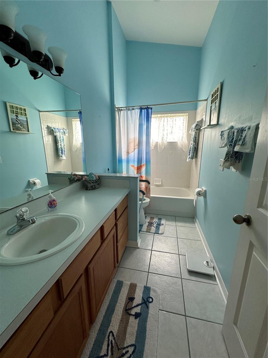 Image 14 of 19 For 5503 Zinnia Street