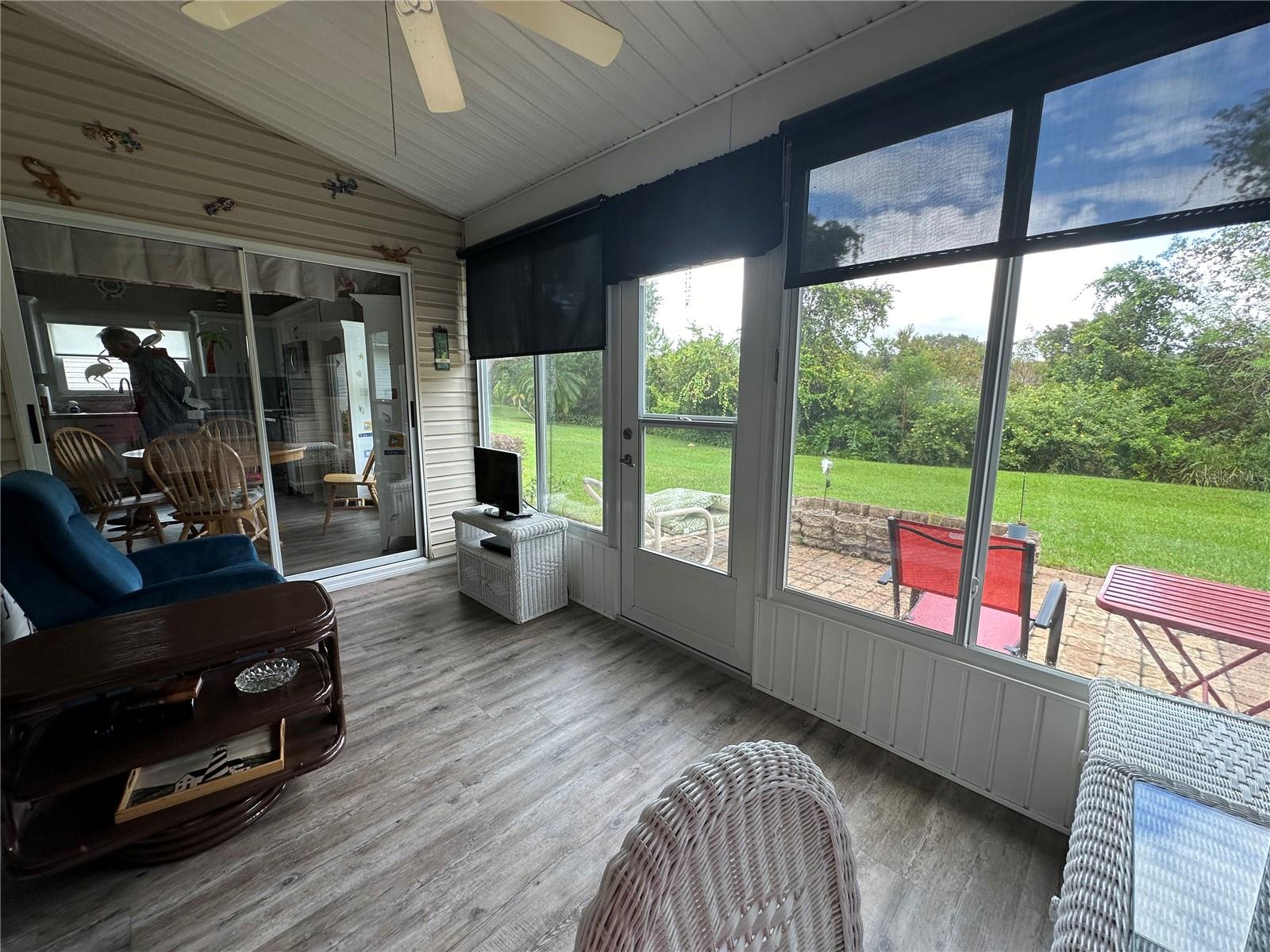 Image 15 of 19 For 5503 Zinnia Street