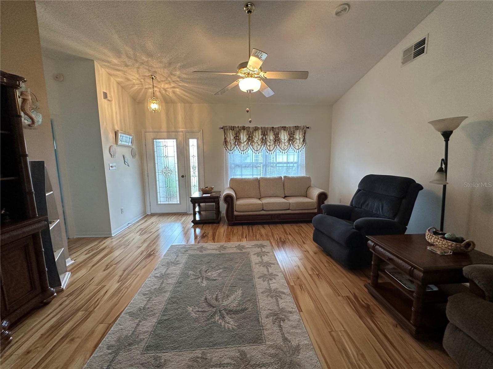 Image 3 of 19 For 5503 Zinnia Street