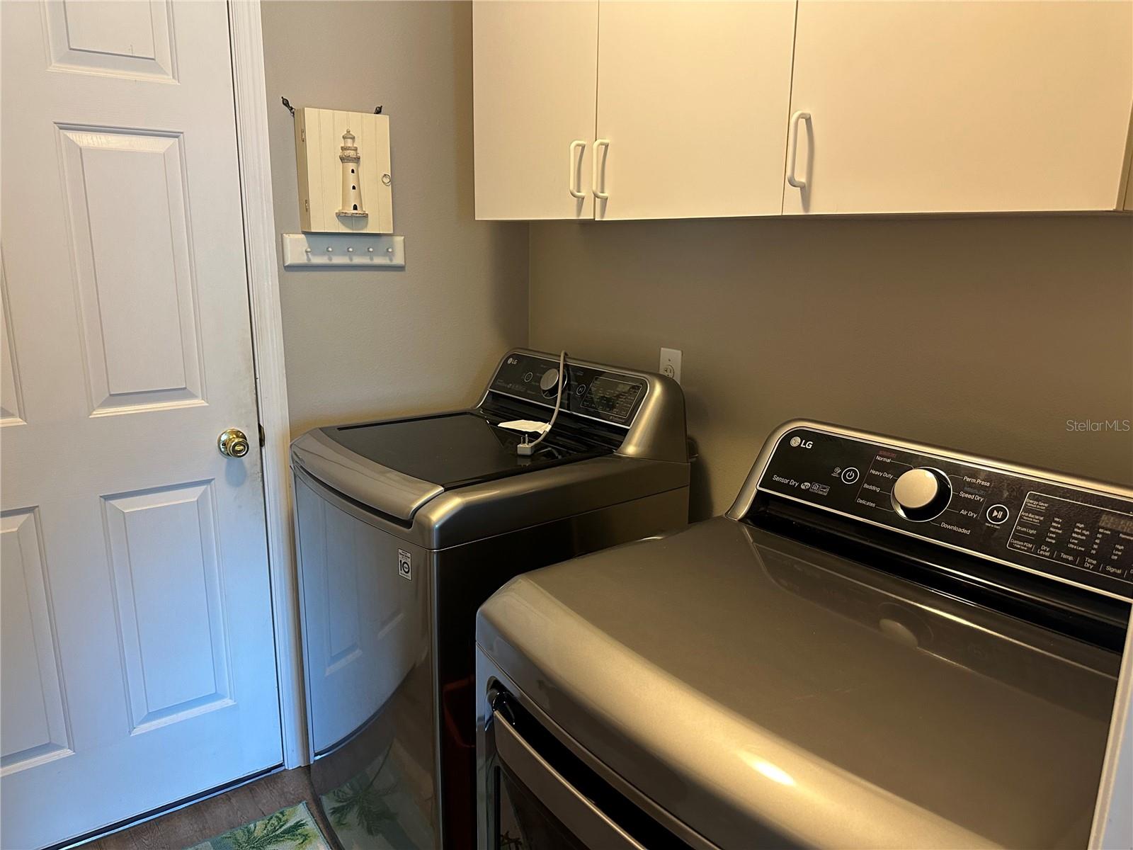 Image 7 of 19 For 5503 Zinnia Street