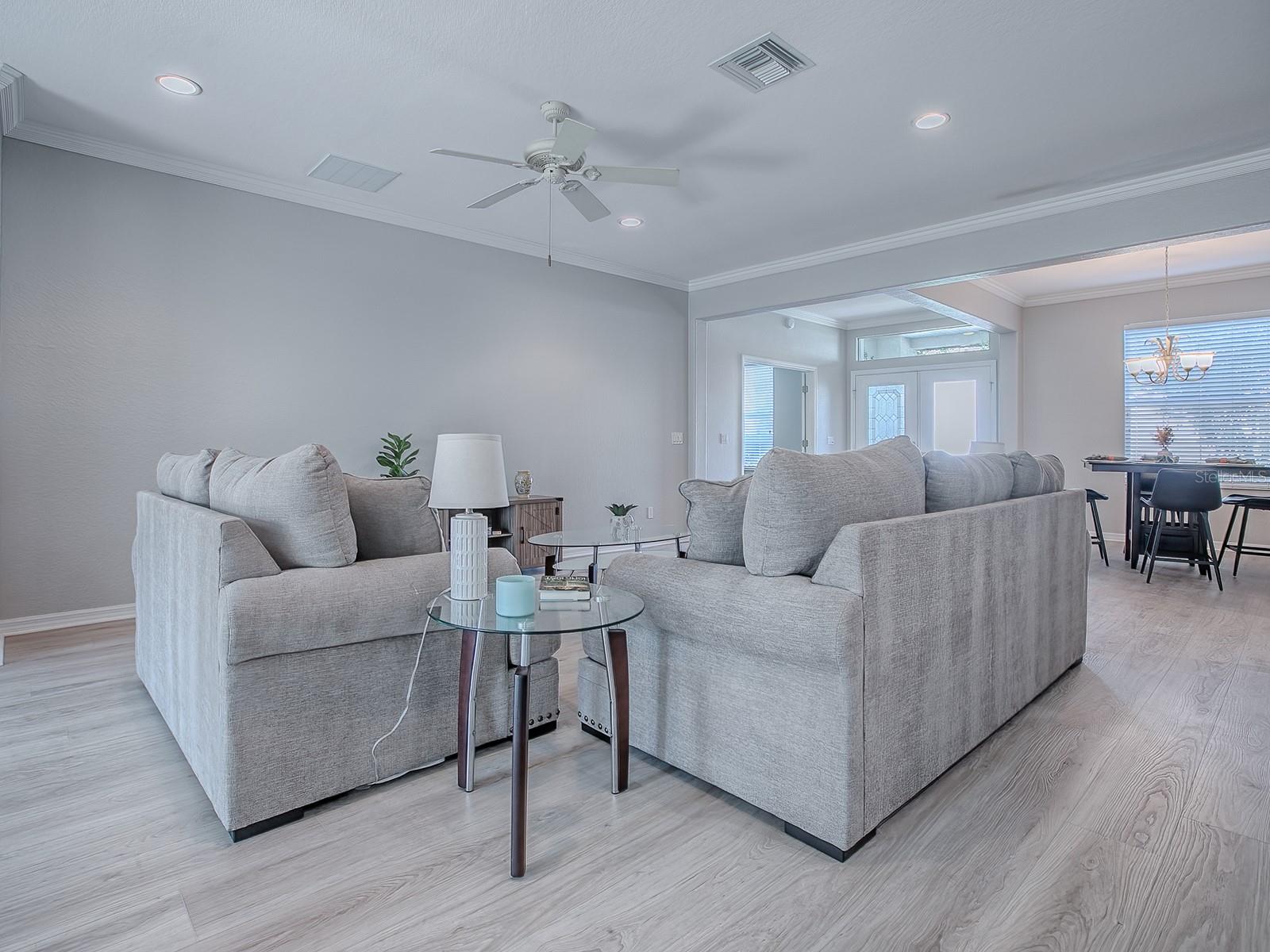 Image 11 of 59 For 11759 91st Circle