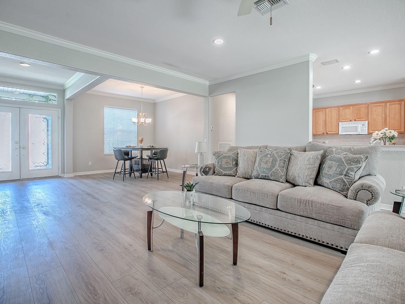 Image 13 of 59 For 11759 91st Circle