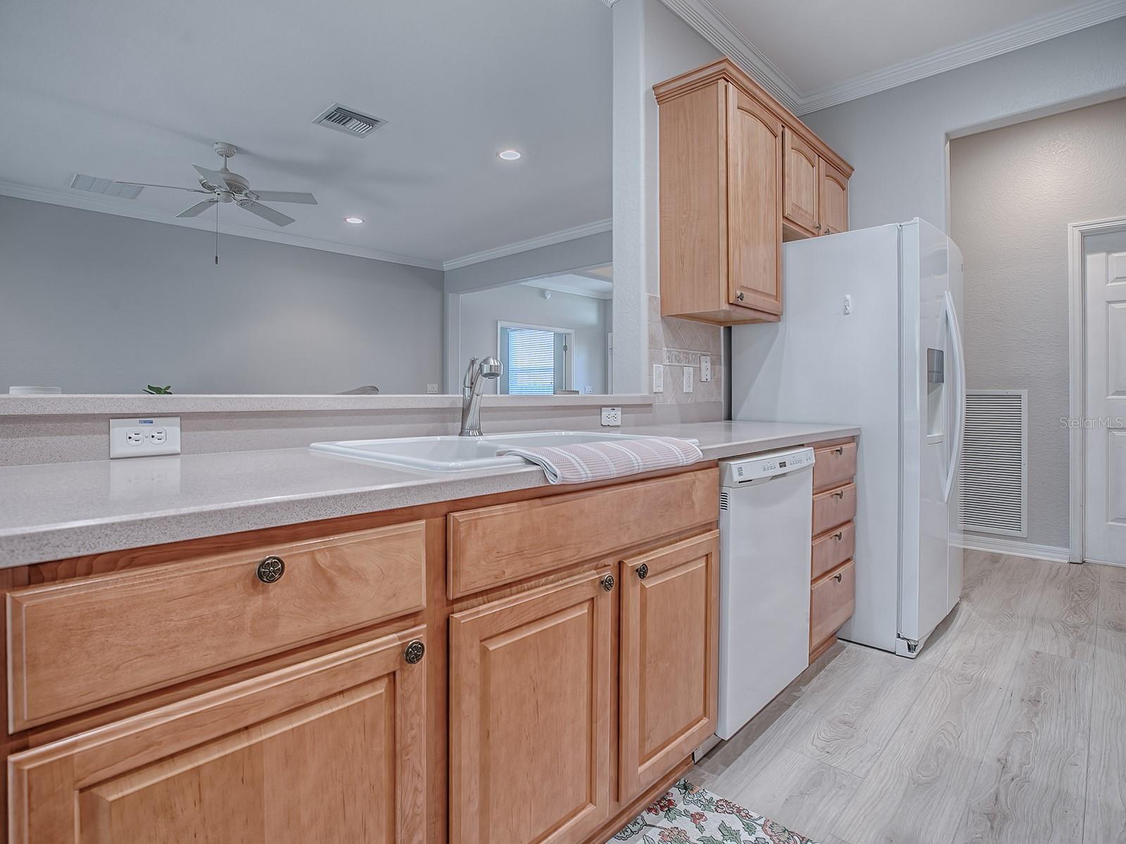 Image 19 of 59 For 11759 91st Circle