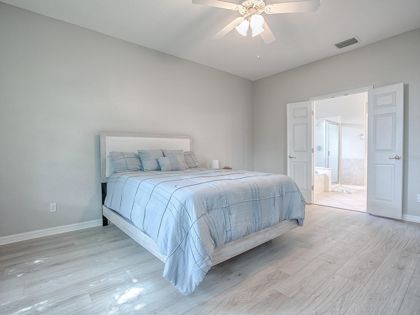 Image 25 of 59 For 11759 91st Circle