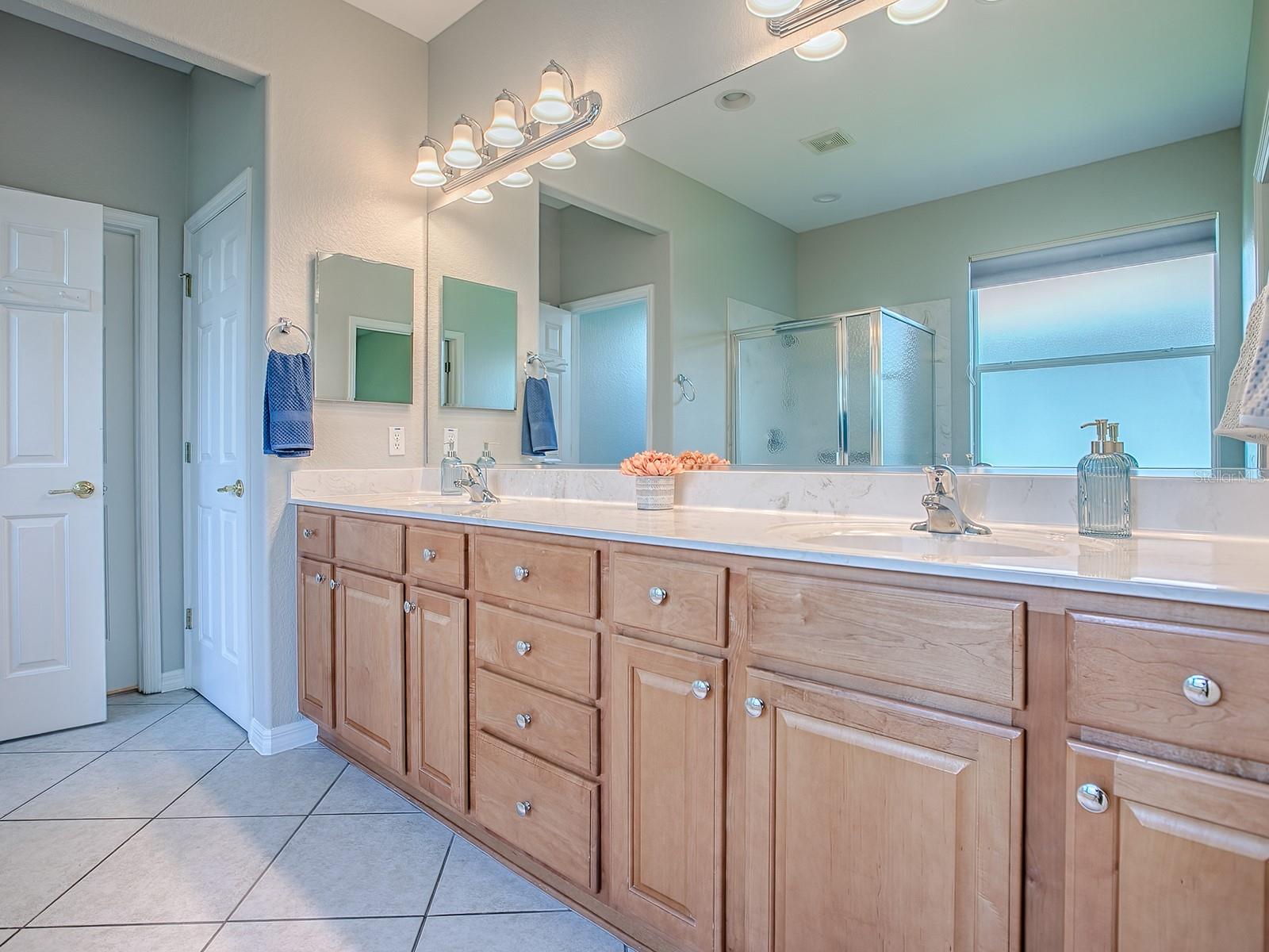 Image 29 of 59 For 11759 91st Circle