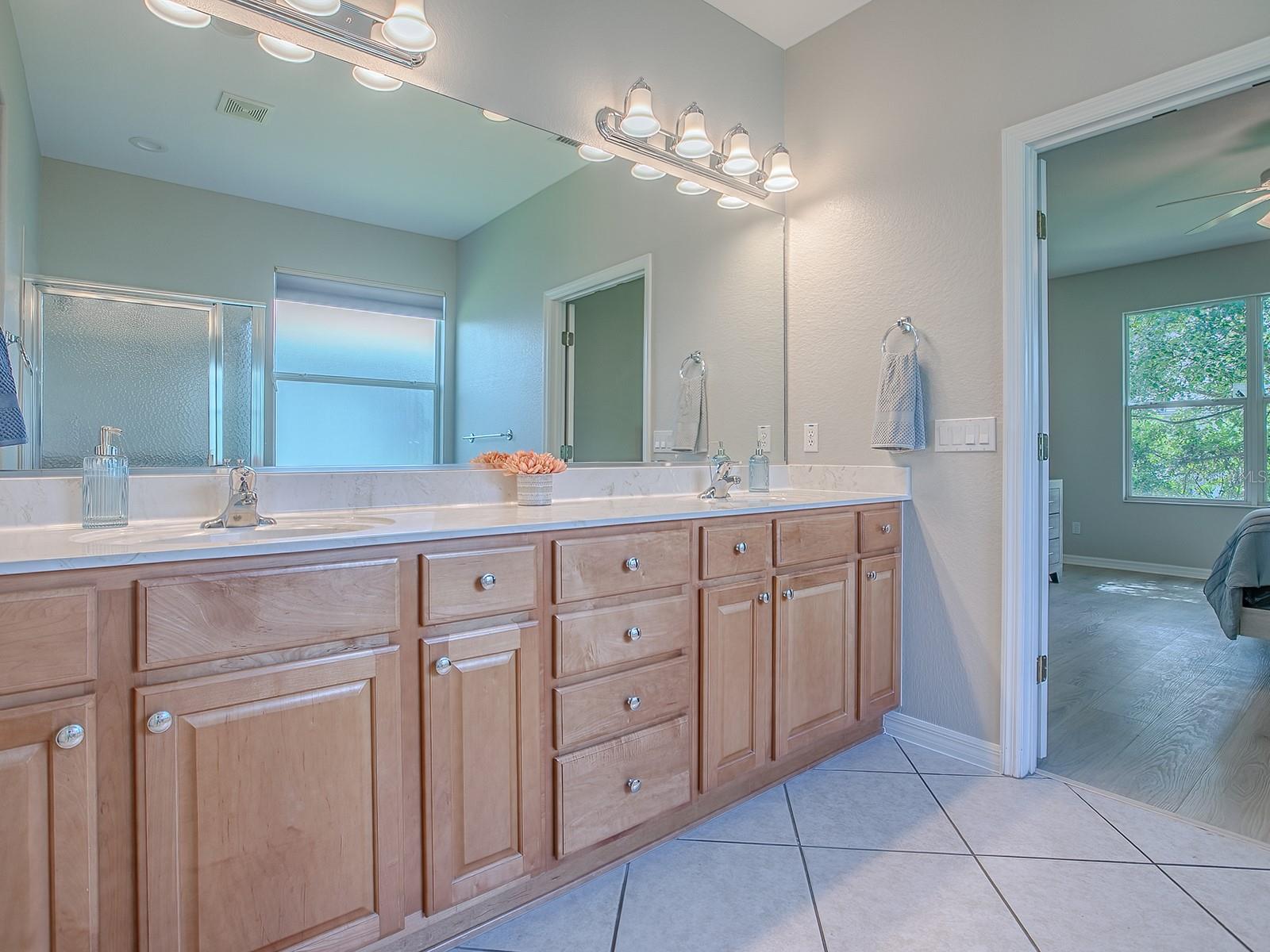 Image 32 of 59 For 11759 91st Circle