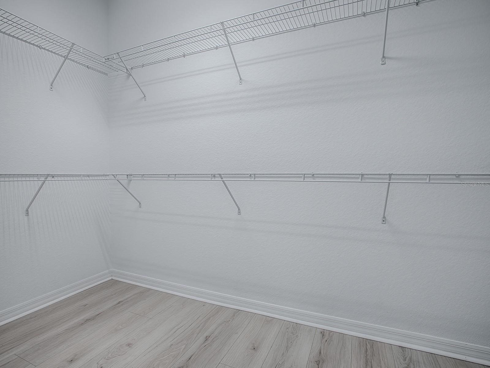 Image 33 of 59 For 11759 91st Circle