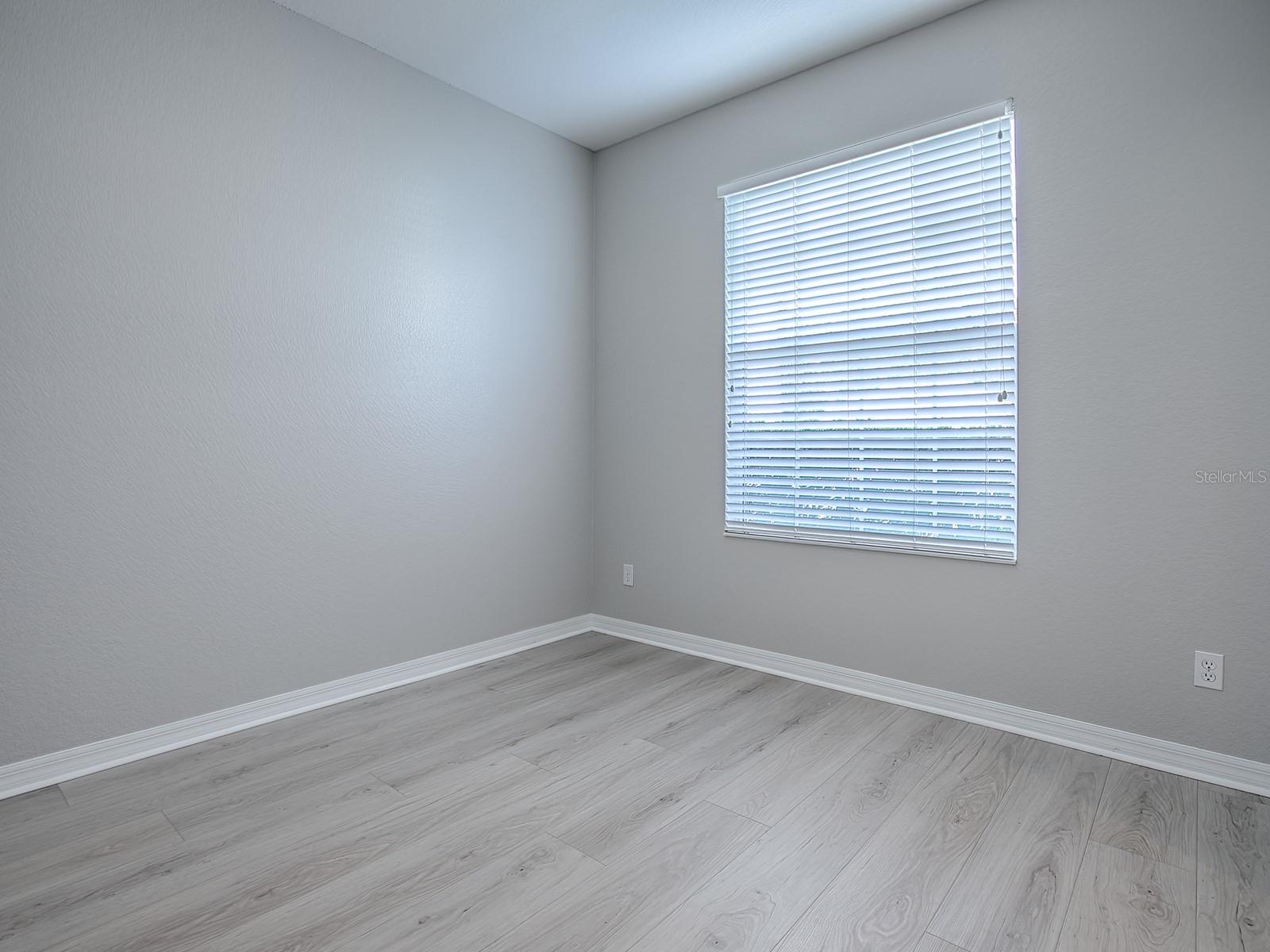 Image 6 of 59 For 11759 91st Circle