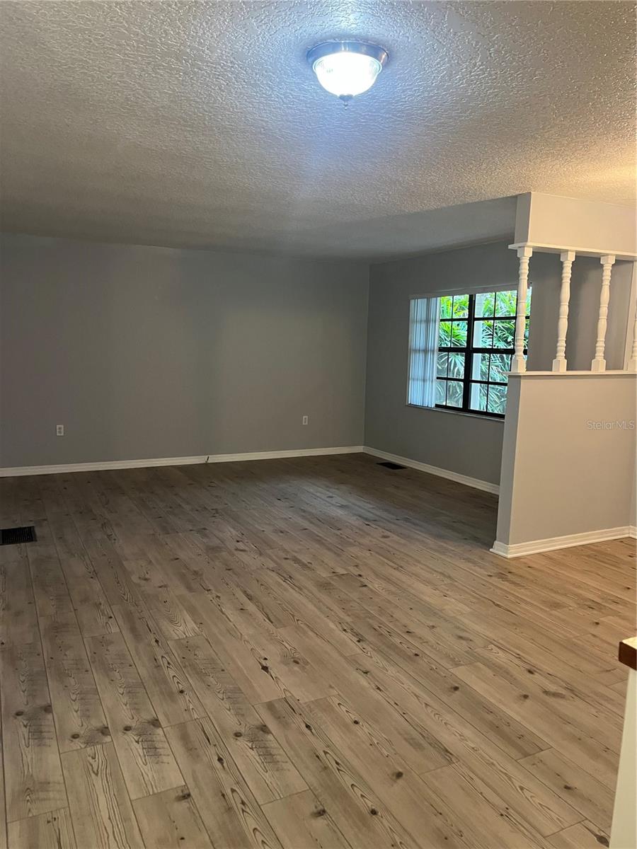Image 3 of 22 For 1512 1st Avenue