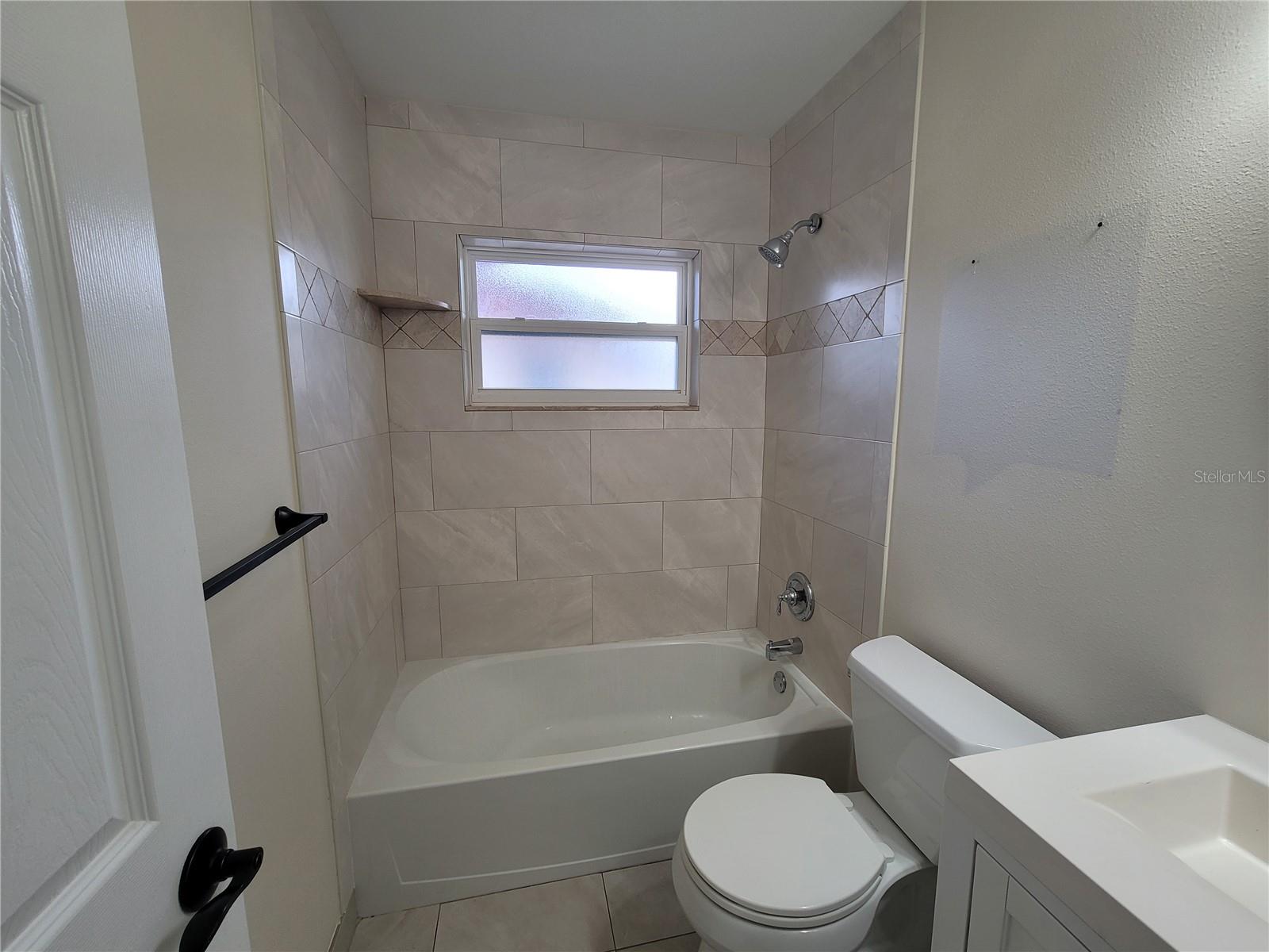 Image 10 of 20 For 945 Marion Drive