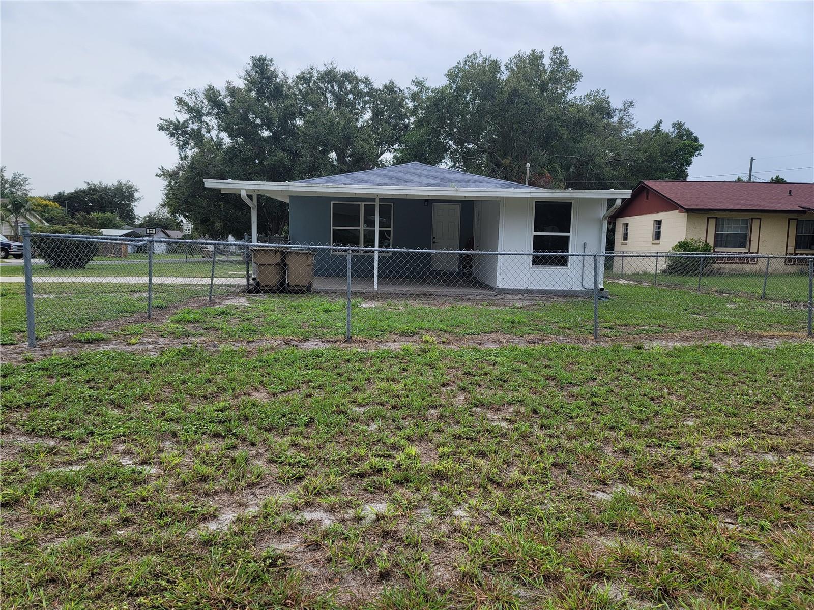 Image 2 of 20 For 945 Marion Drive