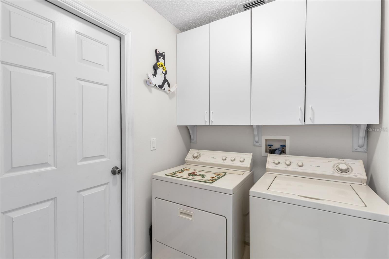 Image 24 of 68 For 5619 Prince Andrew Court