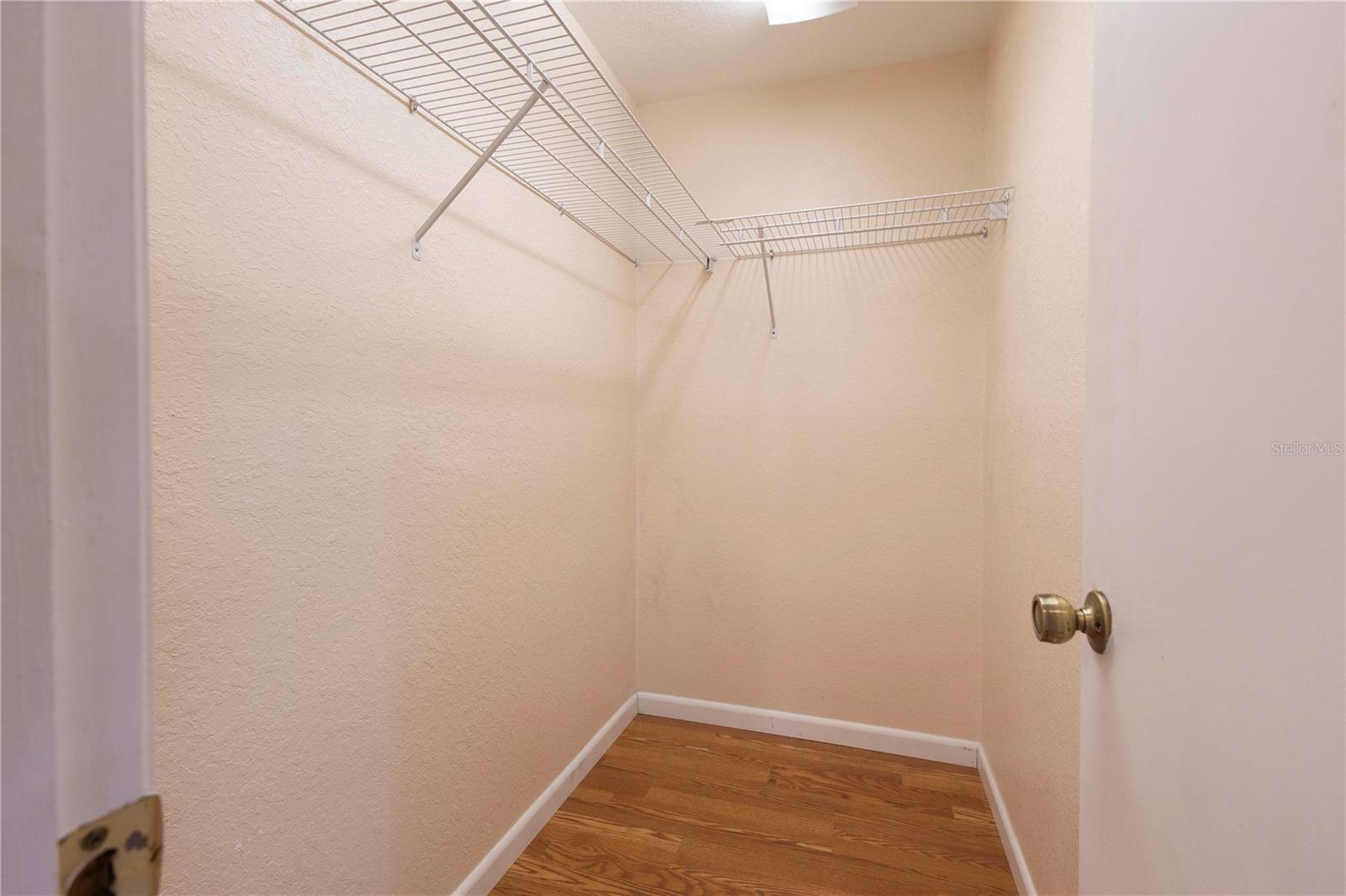 Image 13 of 32 For 845 Cr 467  