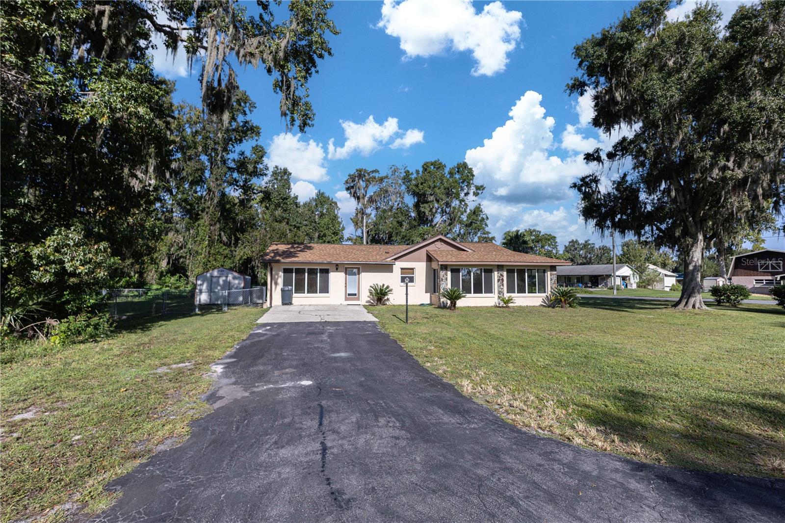 Image 28 of 32 For 845 Cr 467  