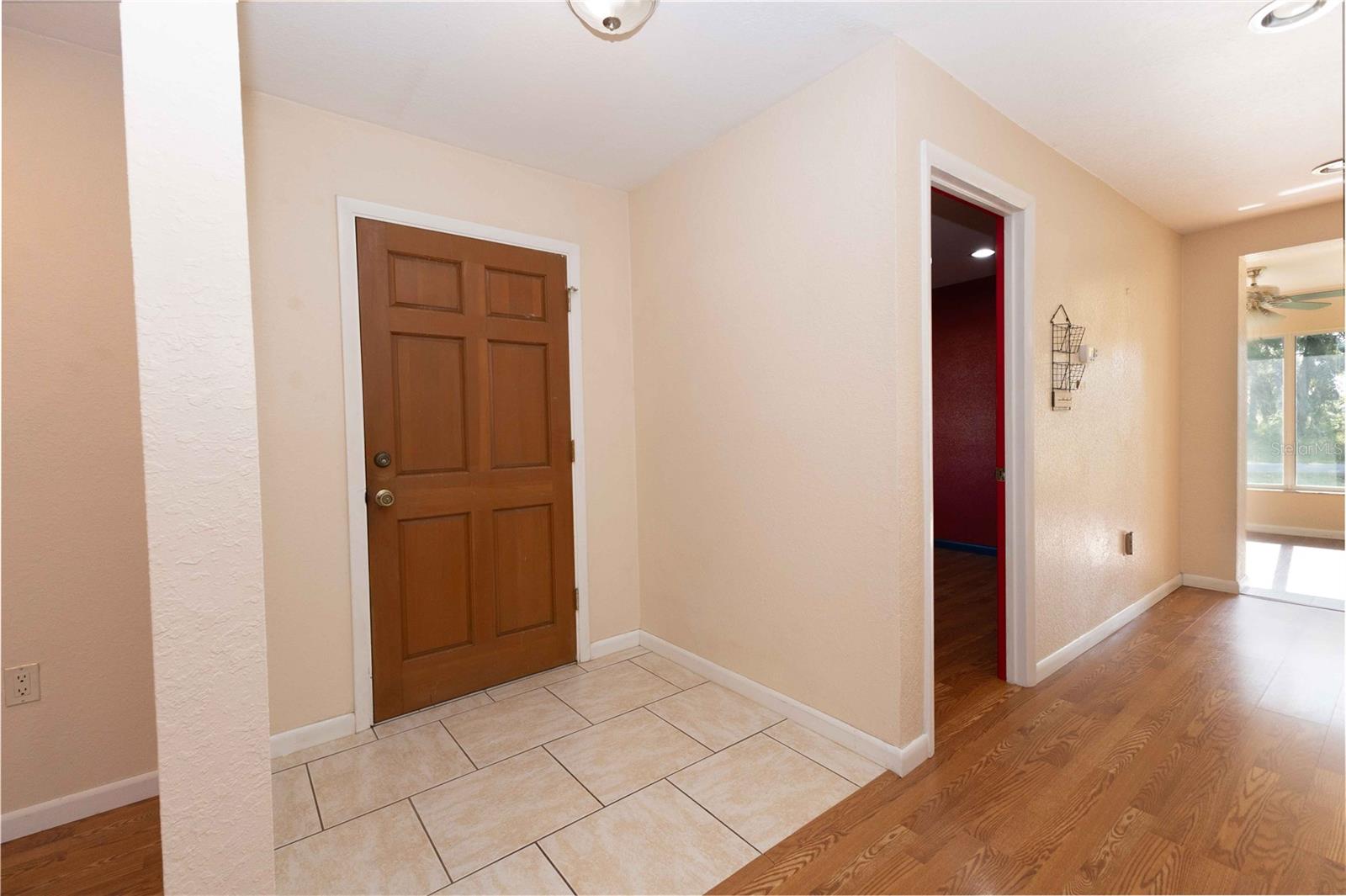 Image 6 of 32 For 845 Cr 467  
