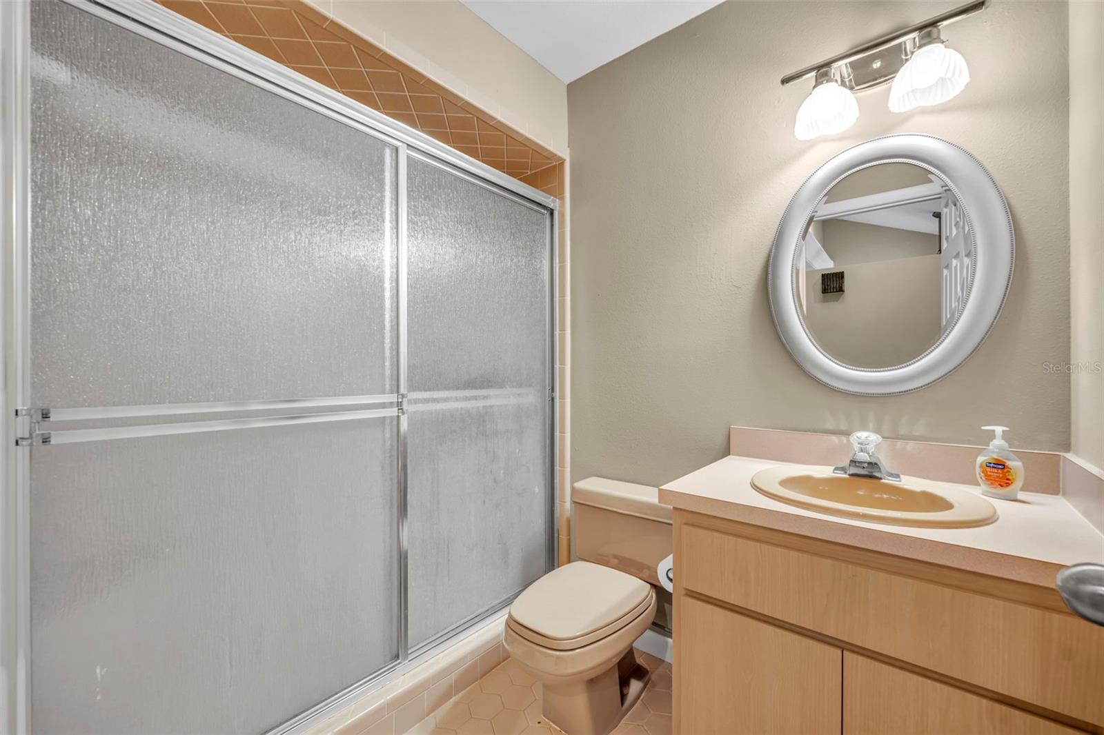 Image 24 of 68 For 603 Waterwood Drive