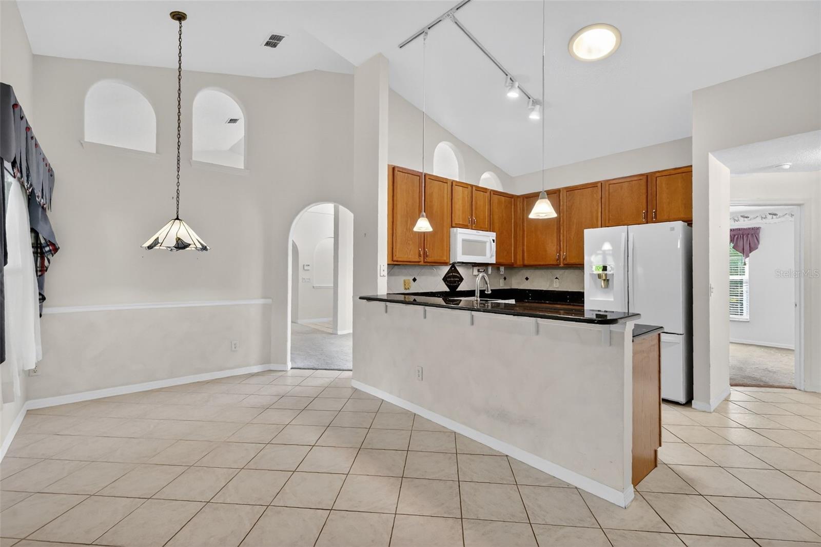 Image 11 of 39 For 2993 Beaumont Lane