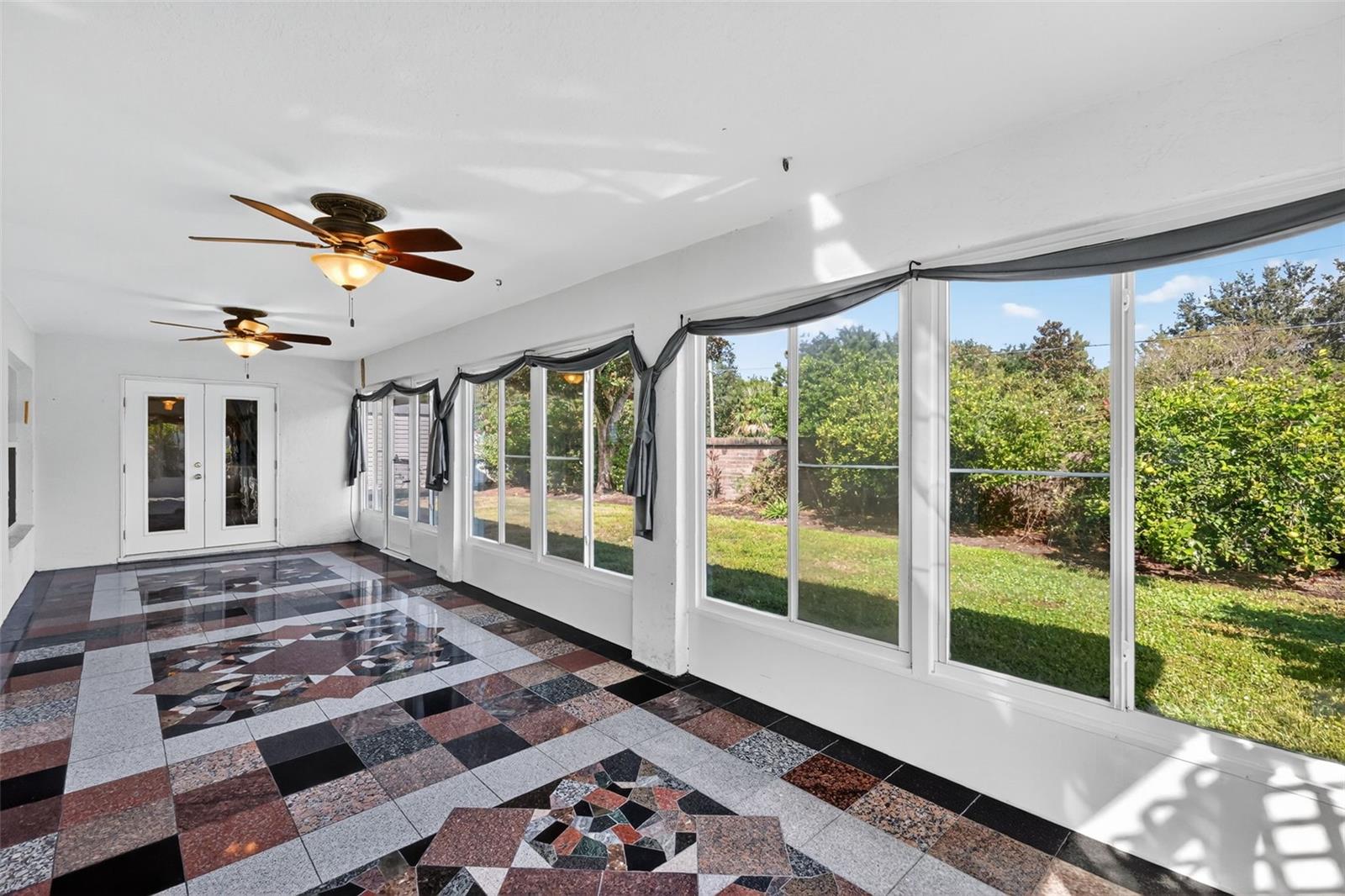 Image 26 of 39 For 2993 Beaumont Lane