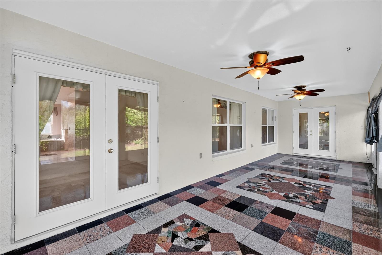 Image 27 of 39 For 2993 Beaumont Lane