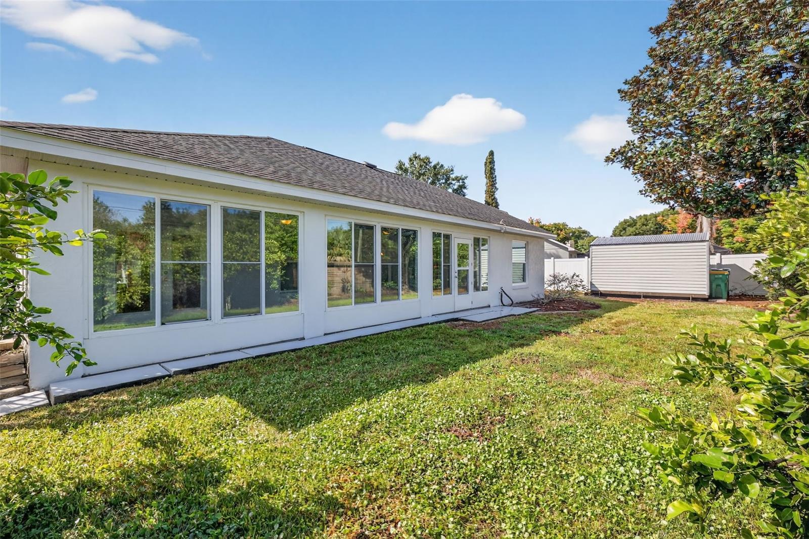 Image 30 of 39 For 2993 Beaumont Lane