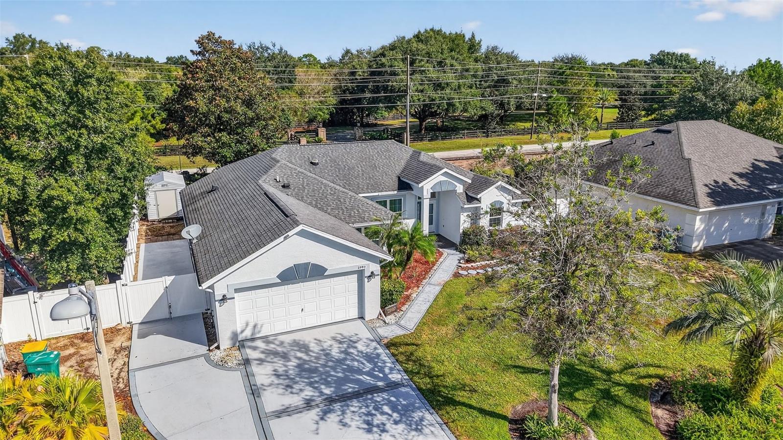 Image 35 of 39 For 2993 Beaumont Lane