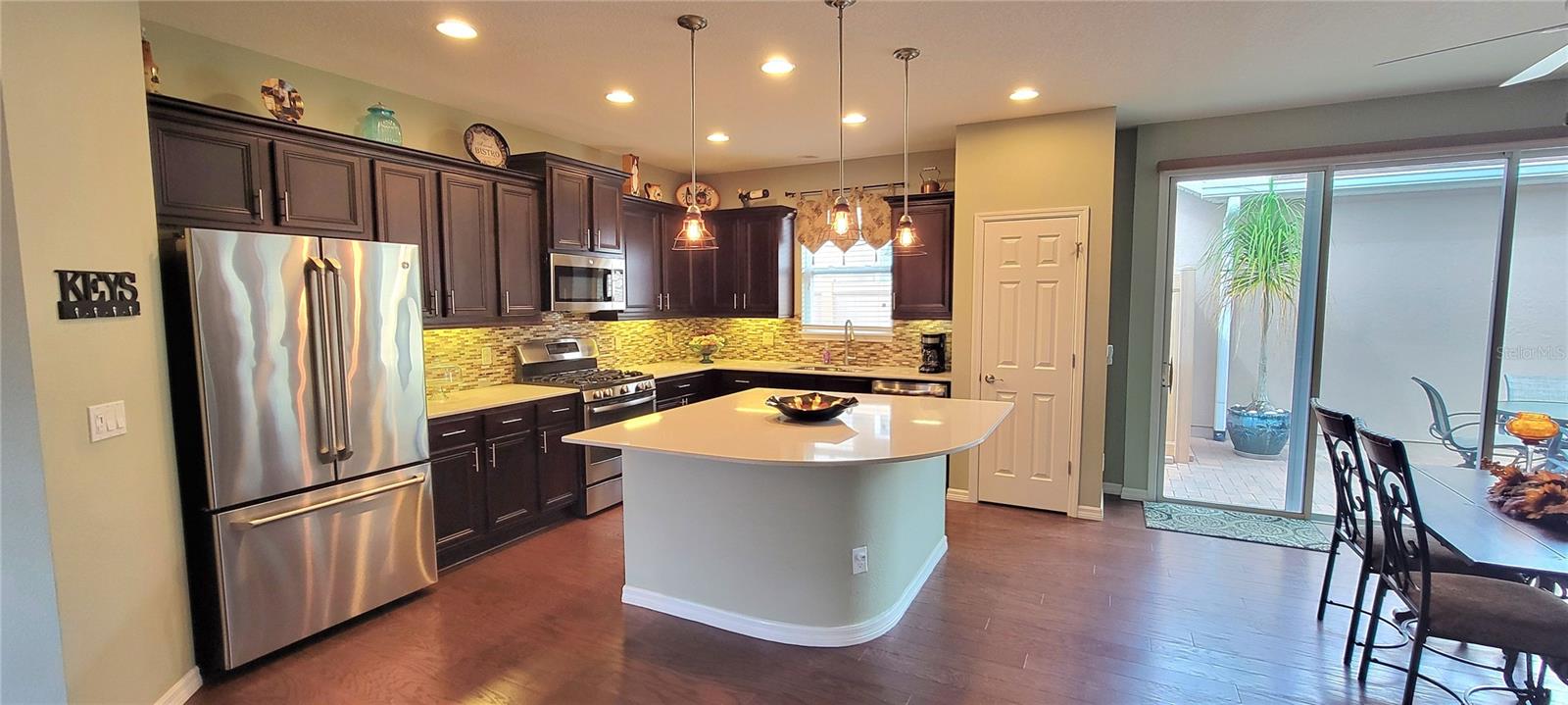 Image 4 of 61 For 79 Bayou Bend Road