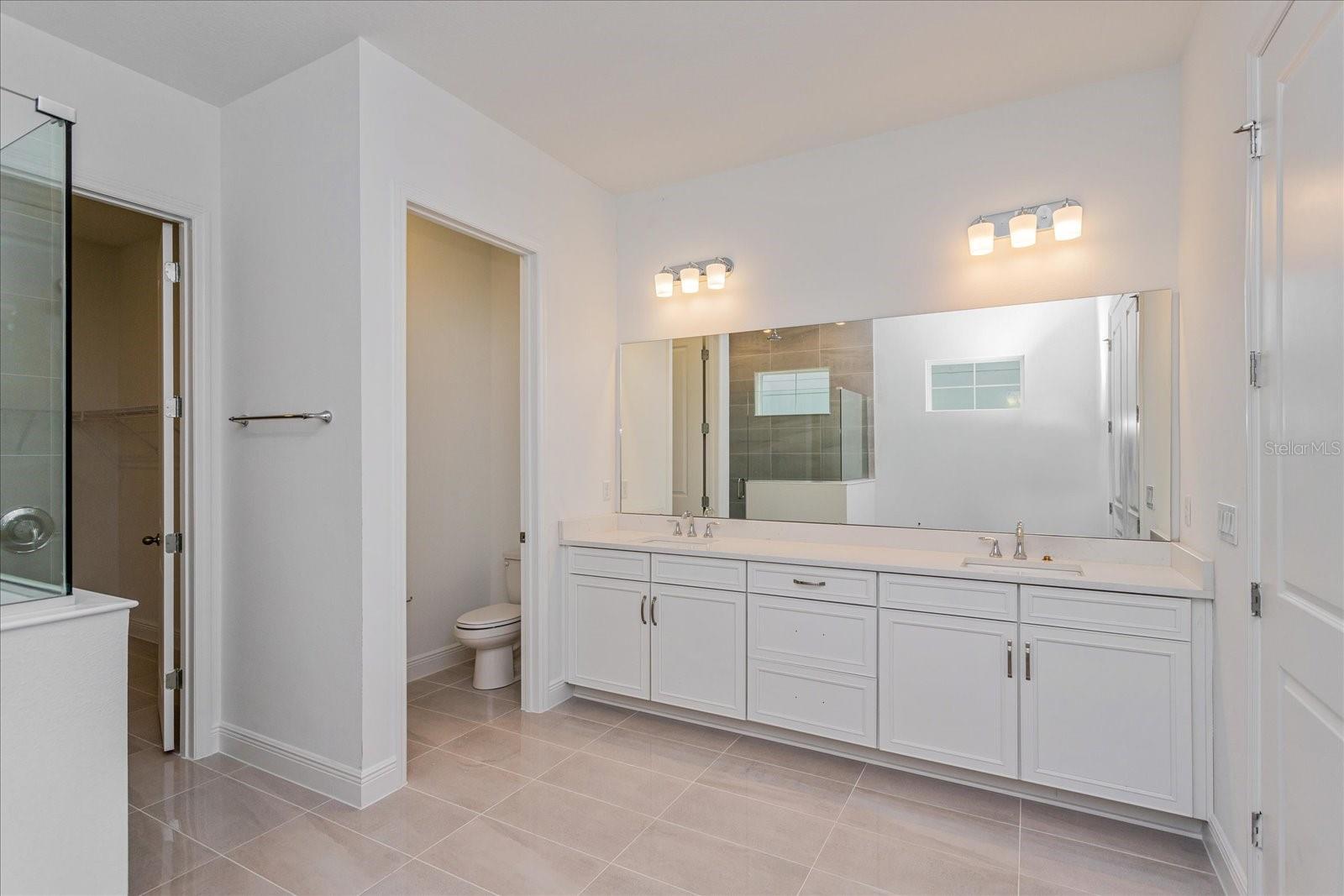 Image 14 of 29 For 7019 Windy Palm Way
