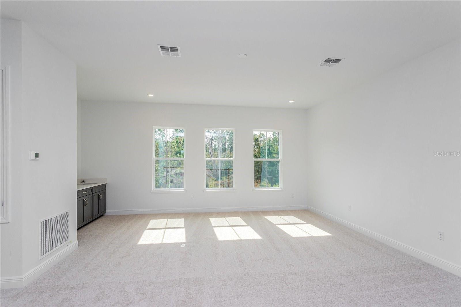Image 18 of 29 For 7019 Windy Palm Way