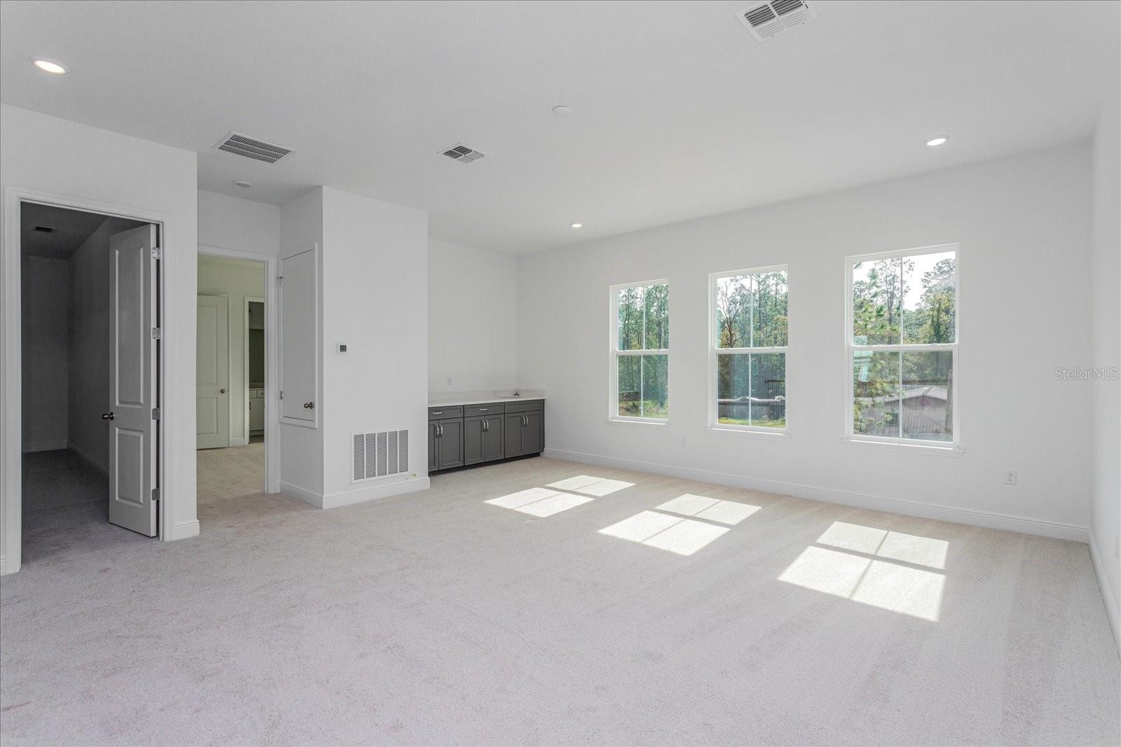 Image 20 of 29 For 7019 Windy Palm Way