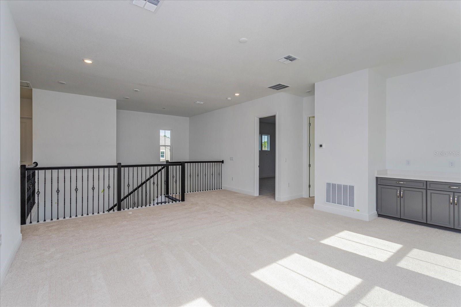 Image 21 of 29 For 7019 Windy Palm Way
