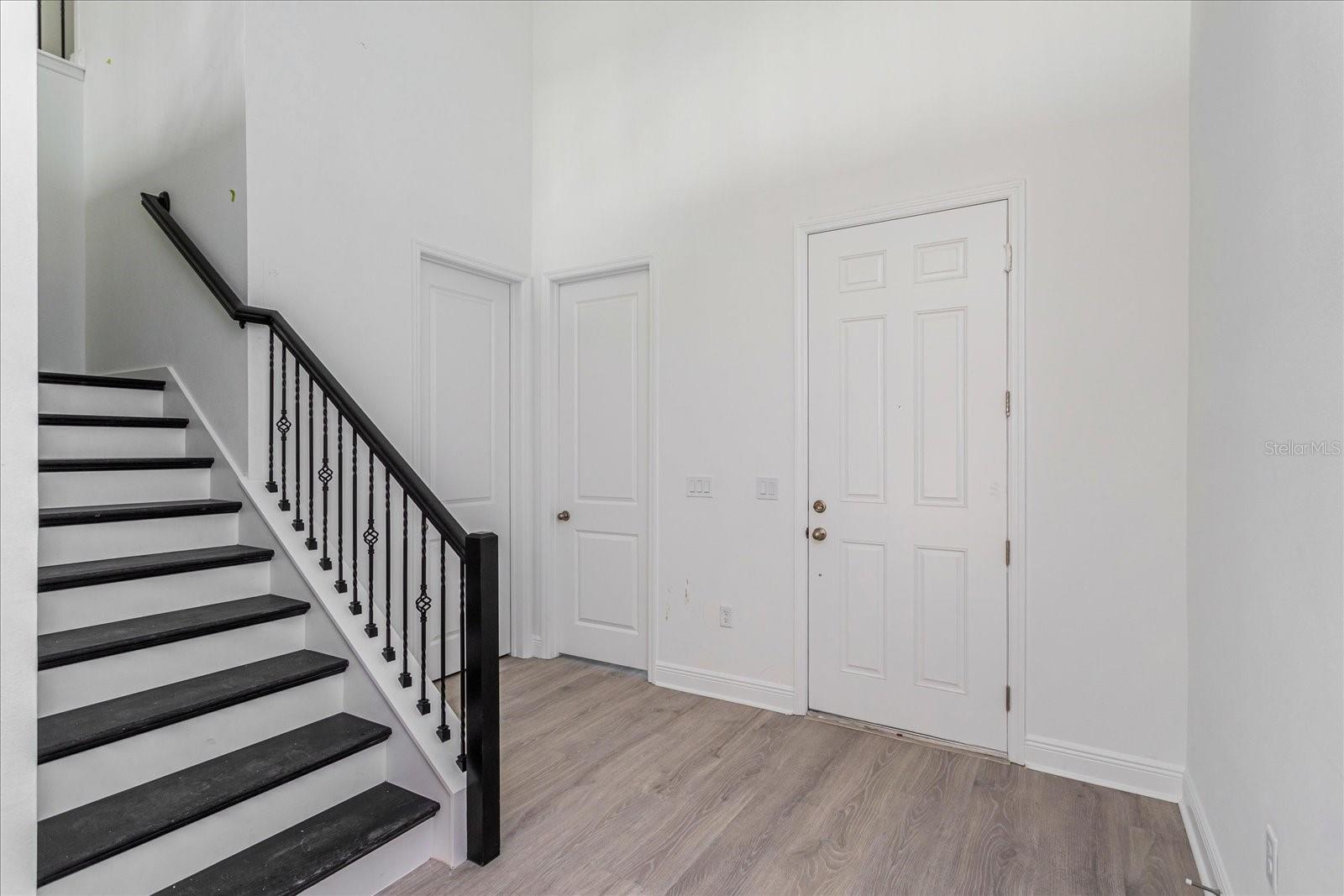 Image 3 of 29 For 7019 Windy Palm Way