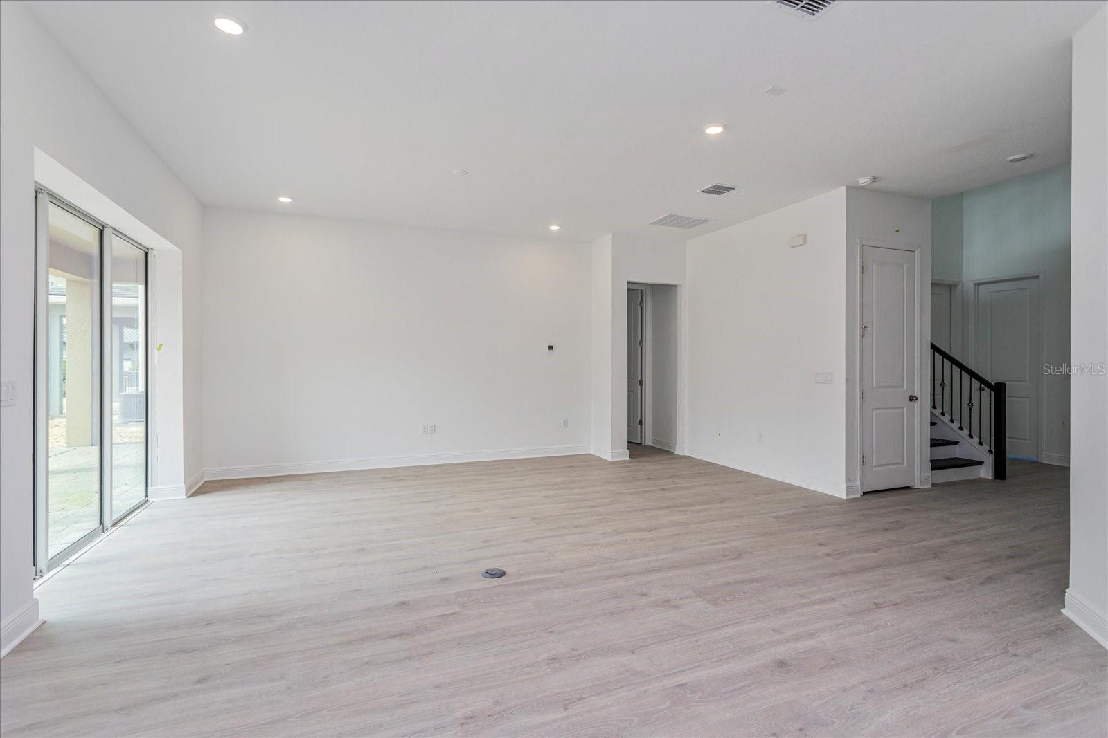 Image 5 of 29 For 7019 Windy Palm Way