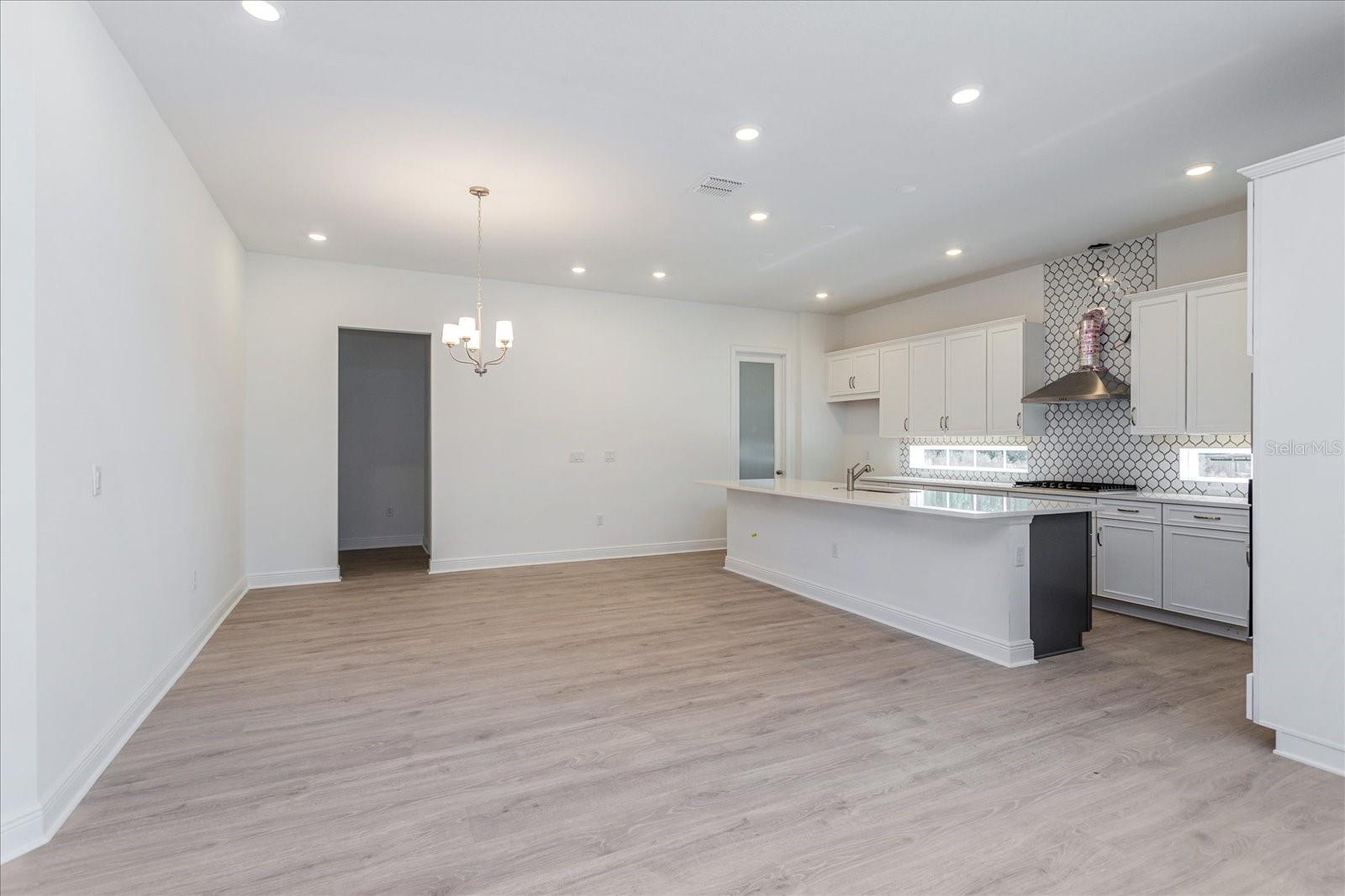 Image 7 of 29 For 7019 Windy Palm Way