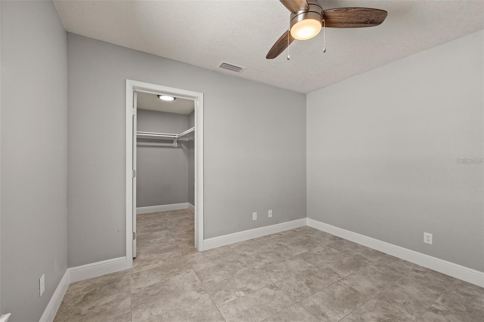 Image 10 of 16 For 415 Orange Street