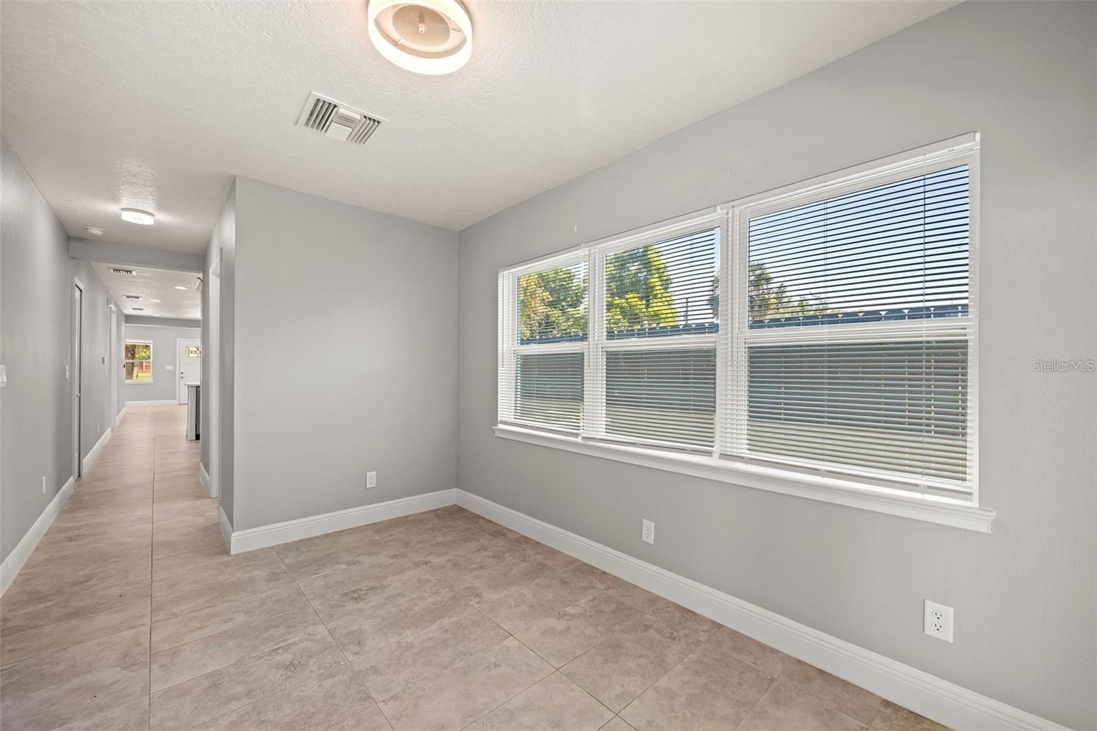 Image 7 of 16 For 415 Orange Street