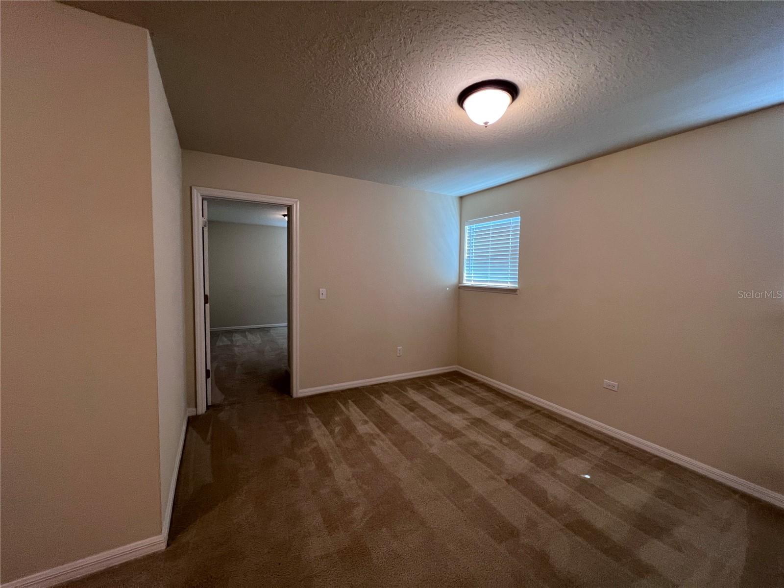 Image 26 of 43 For 1310 Oakcrest Court